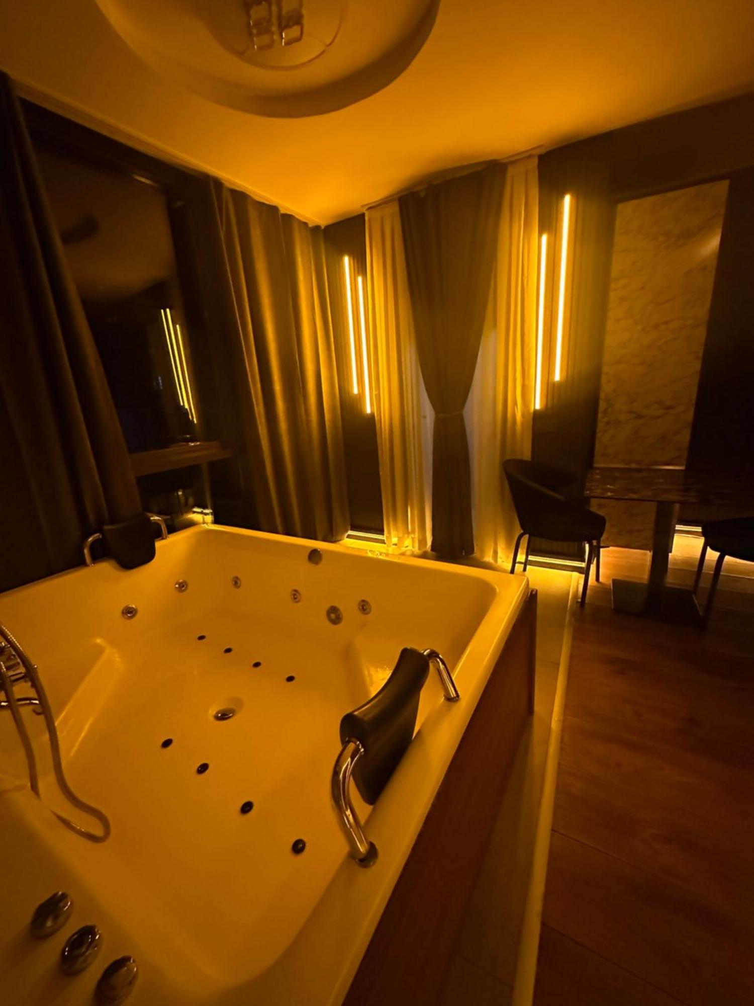 New Arcadia Suites Taksim Istanboel Buitenkant foto